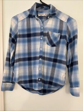 abercrombie kids light and navy blue plaid button-down shirt